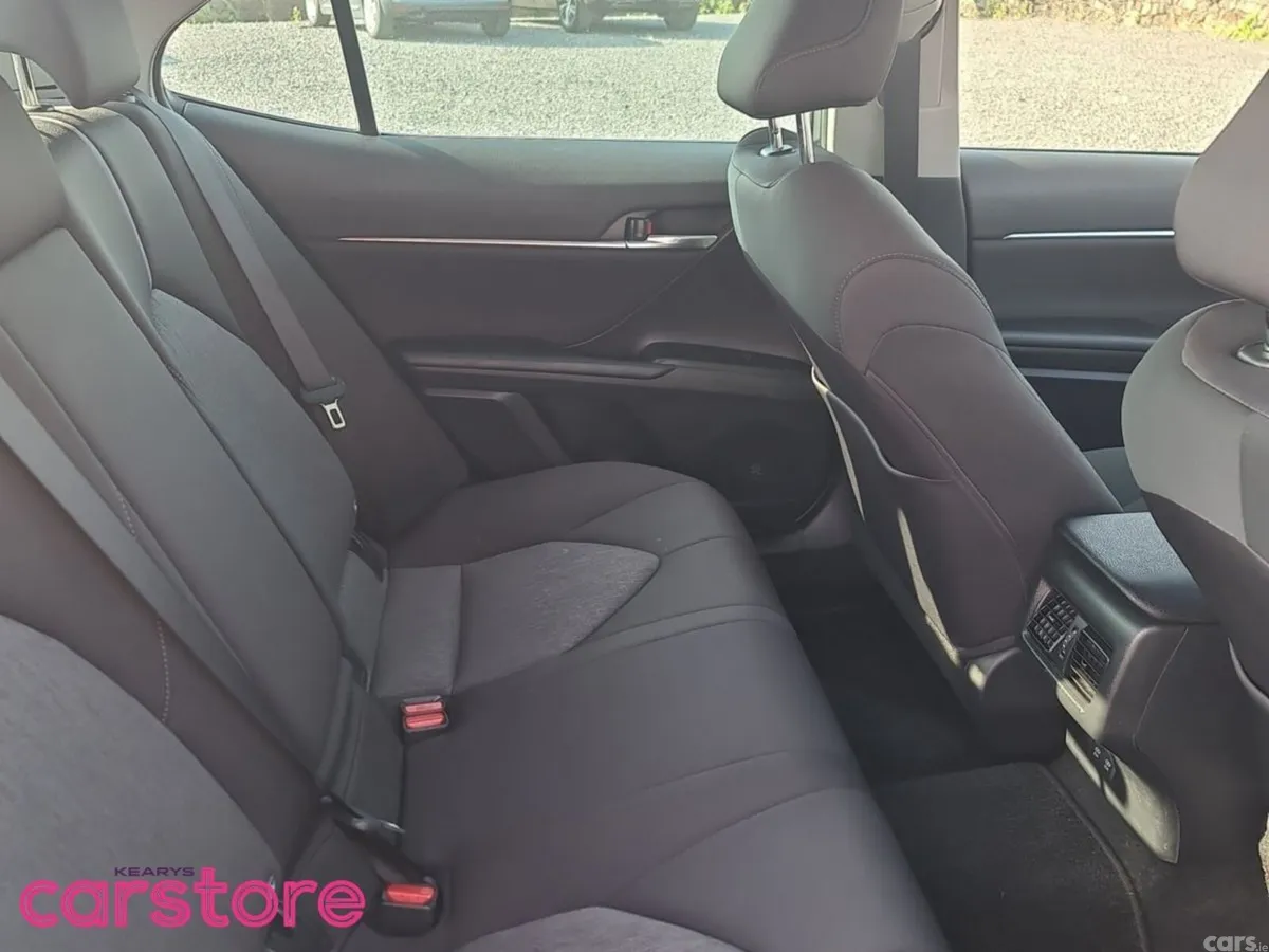 Toyota Camry Saloon, Petrol Hybrid, 2021, Grey
