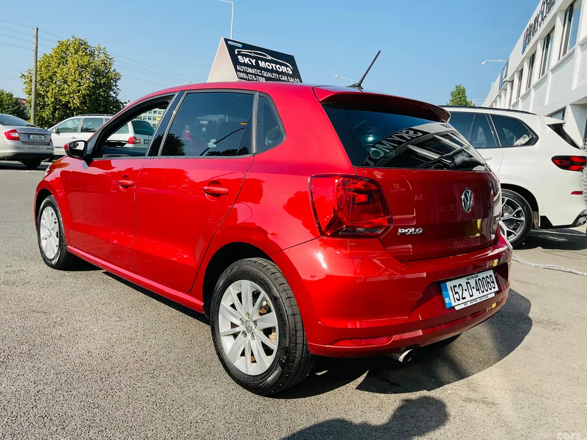 Volkswagen Polo Hatchback, Petrol, 2015, Red