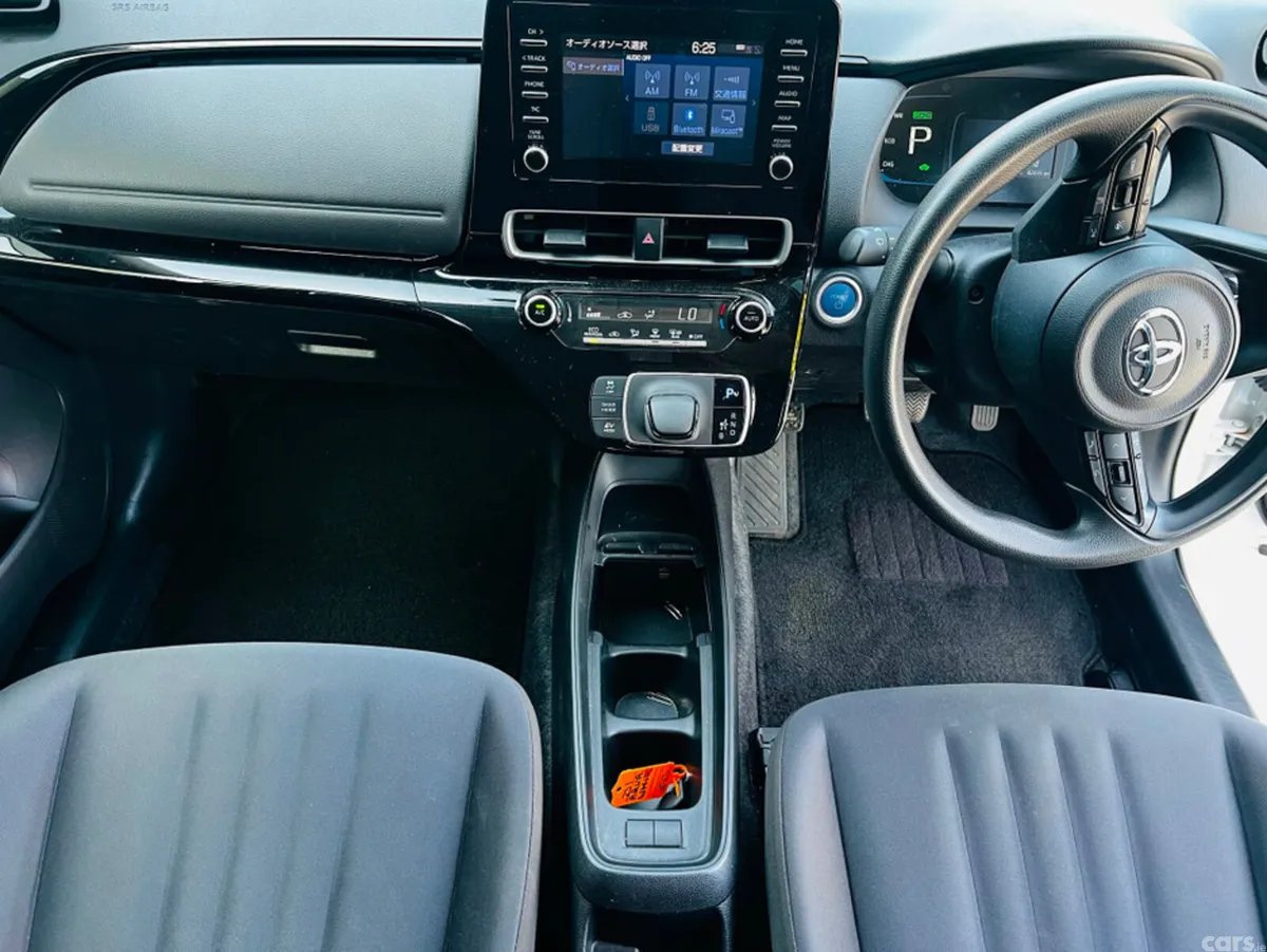 Toyota Aqua Hatchback, Petrol Hybrid, 2023, White