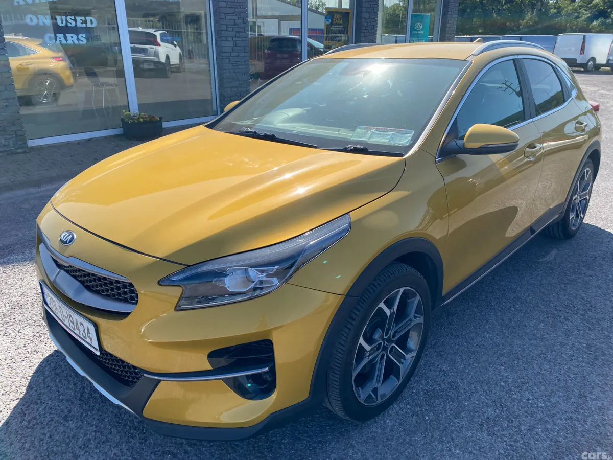 Kia XCeed Hatchback, Petrol, 2020, Yellow