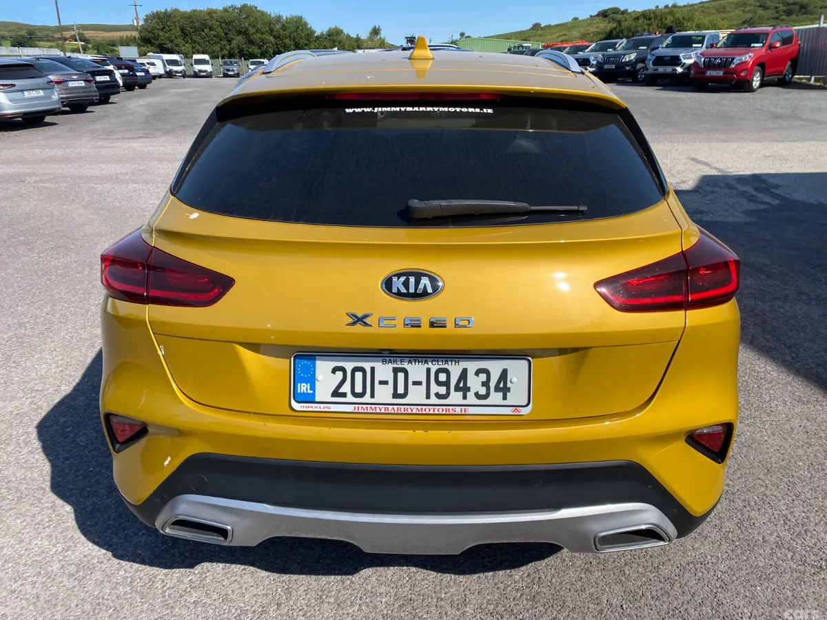 Kia XCeed Hatchback, Petrol, 2020, Yellow
