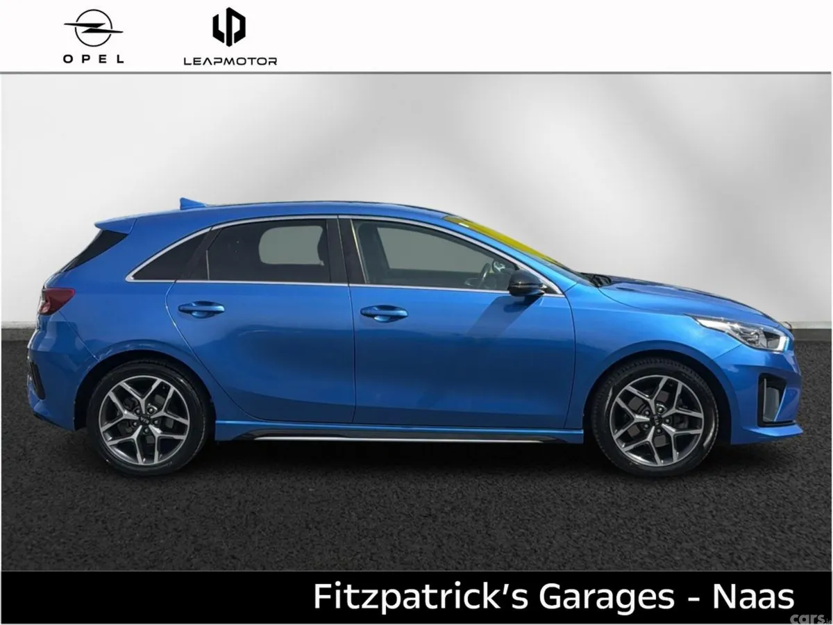 Kia Ceed Hatchback, Petrol, 2021, Blue