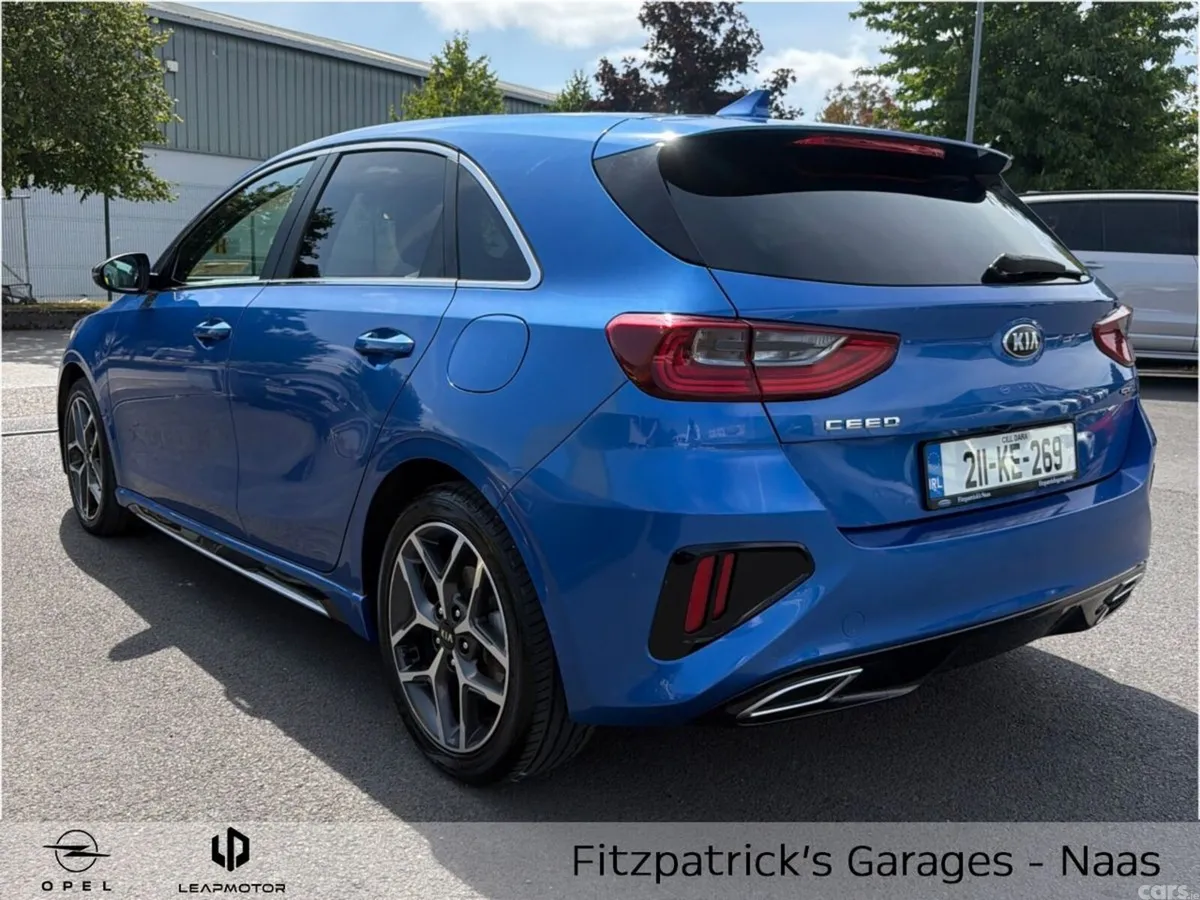Kia Ceed Hatchback, Petrol, 2021, Blue