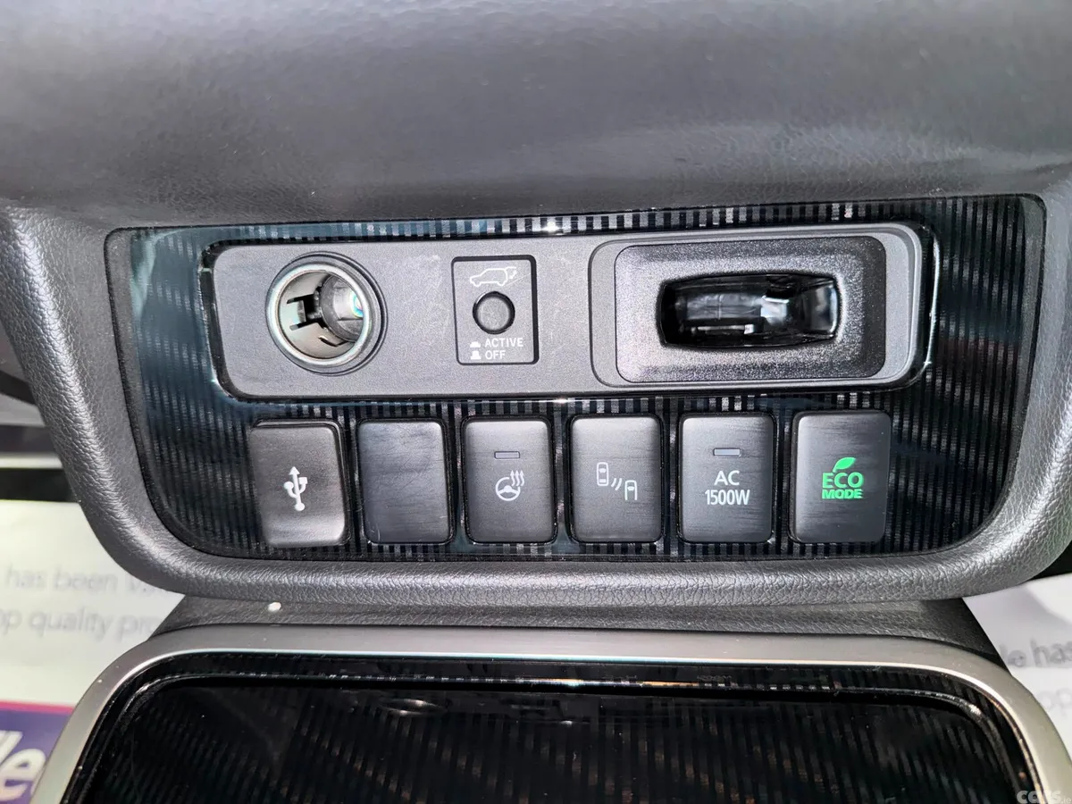 Mitsubishi Outlander SUV, Petrol Plug-in Hybrid, 2021, Black