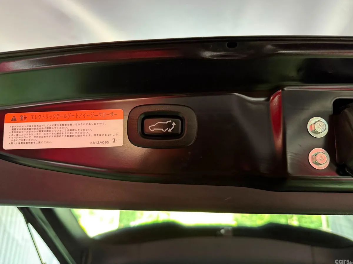 Mitsubishi Outlander SUV, Petrol Plug-in Hybrid, 2021, Black