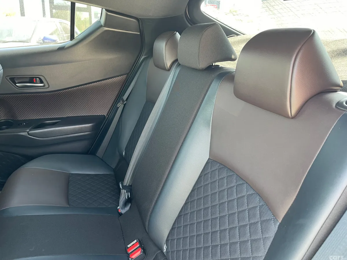 Toyota C-HR Hatchback, Petrol Hybrid, 2018, White