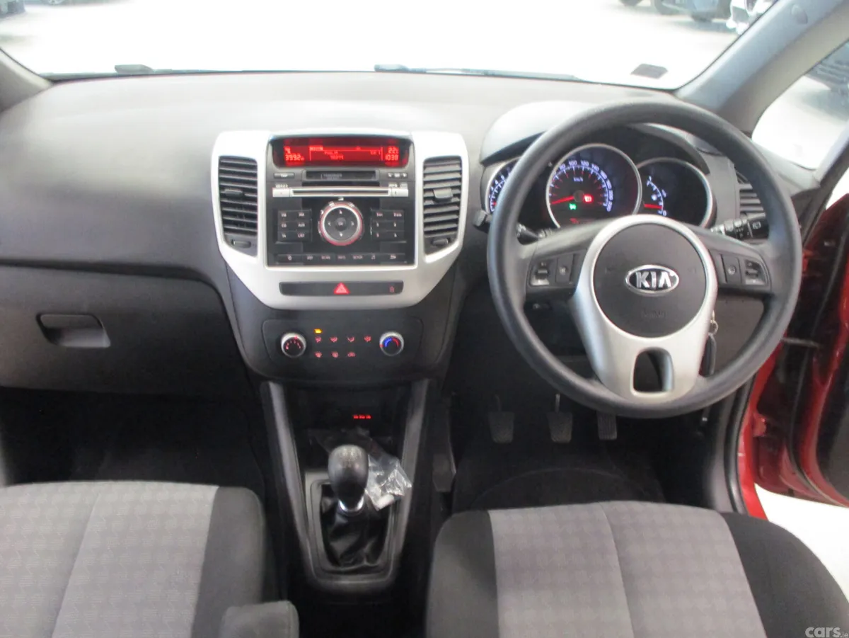 Kia Venga Hatchback, Petrol, 2017, Red