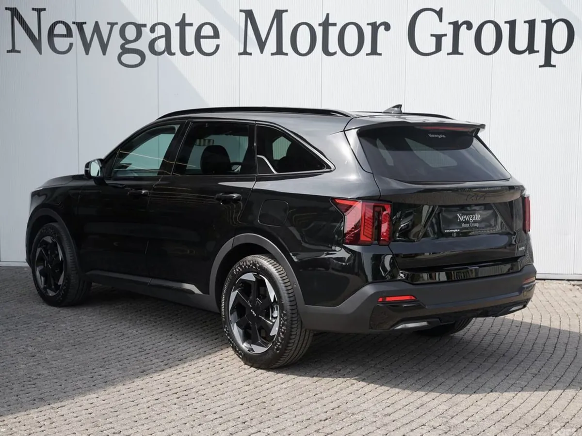 Kia Sorento SUV, Petrol Plug-in Hybrid, 2027, Black