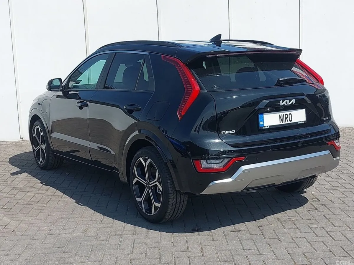 Kia Niro MPV, Petrol Plug-in Hybrid, 2026, Black