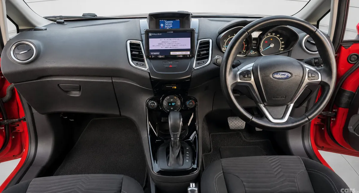 Ford Fiesta Hatchback, Petrol, 2015, Red
