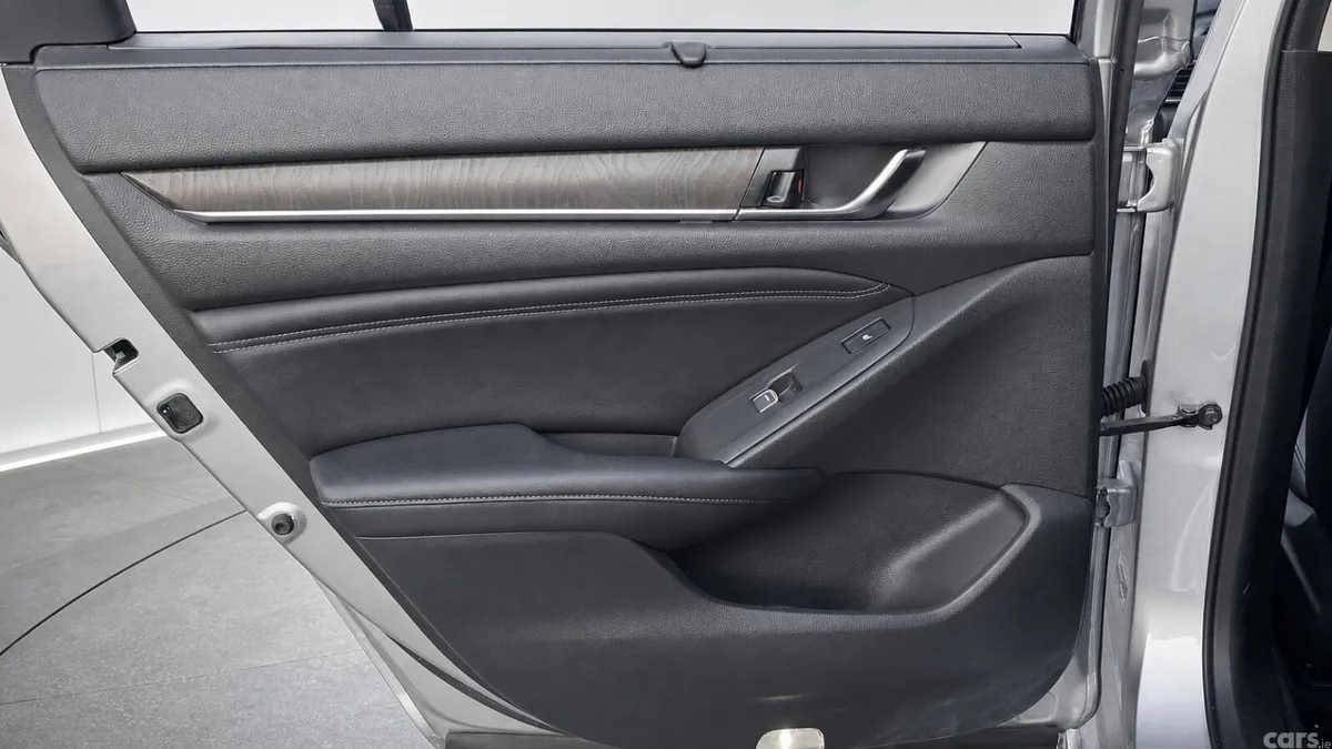 Honda Accord Saloon, Petrol Hybrid, 2020, Grey