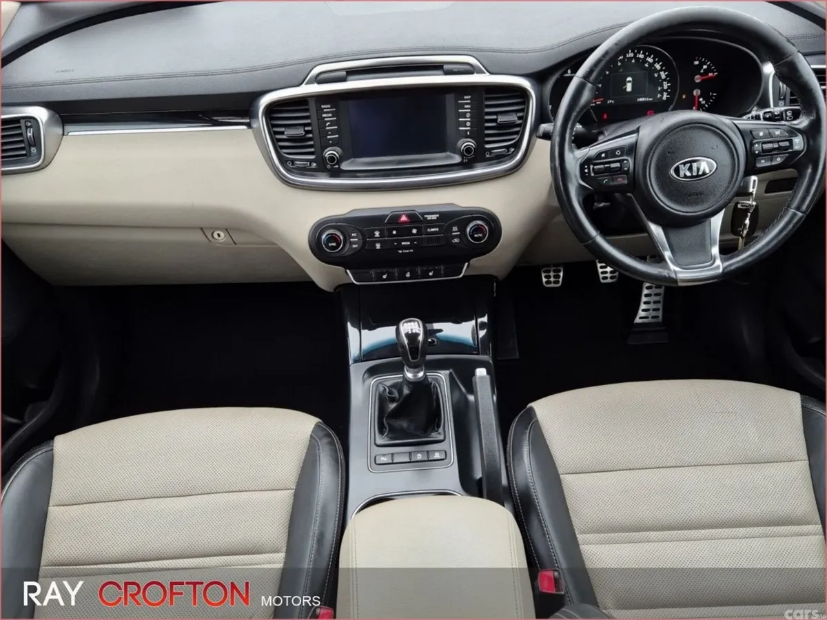 Kia Sorento SUV, Diesel, 2017, Grey