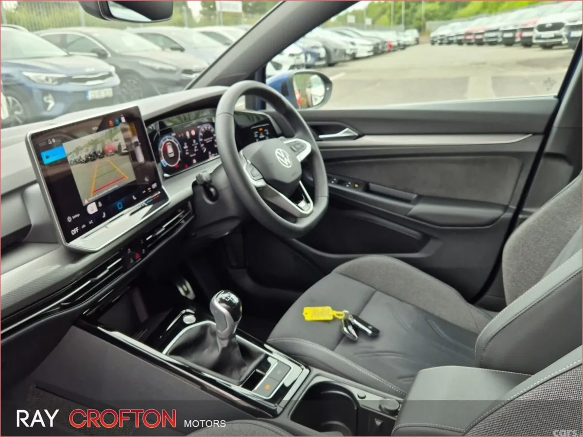 Volkswagen Golf Estate, Petrol, 2024, Blue