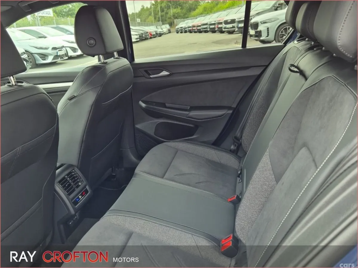 Volkswagen Golf Estate, Petrol, 2024, Blue