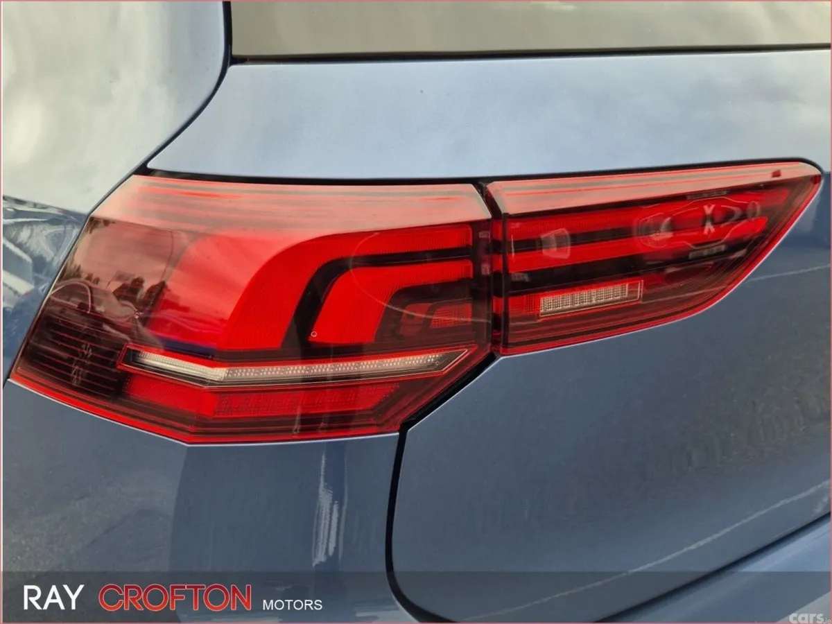 Volkswagen Golf Estate, Petrol, 2024, Blue