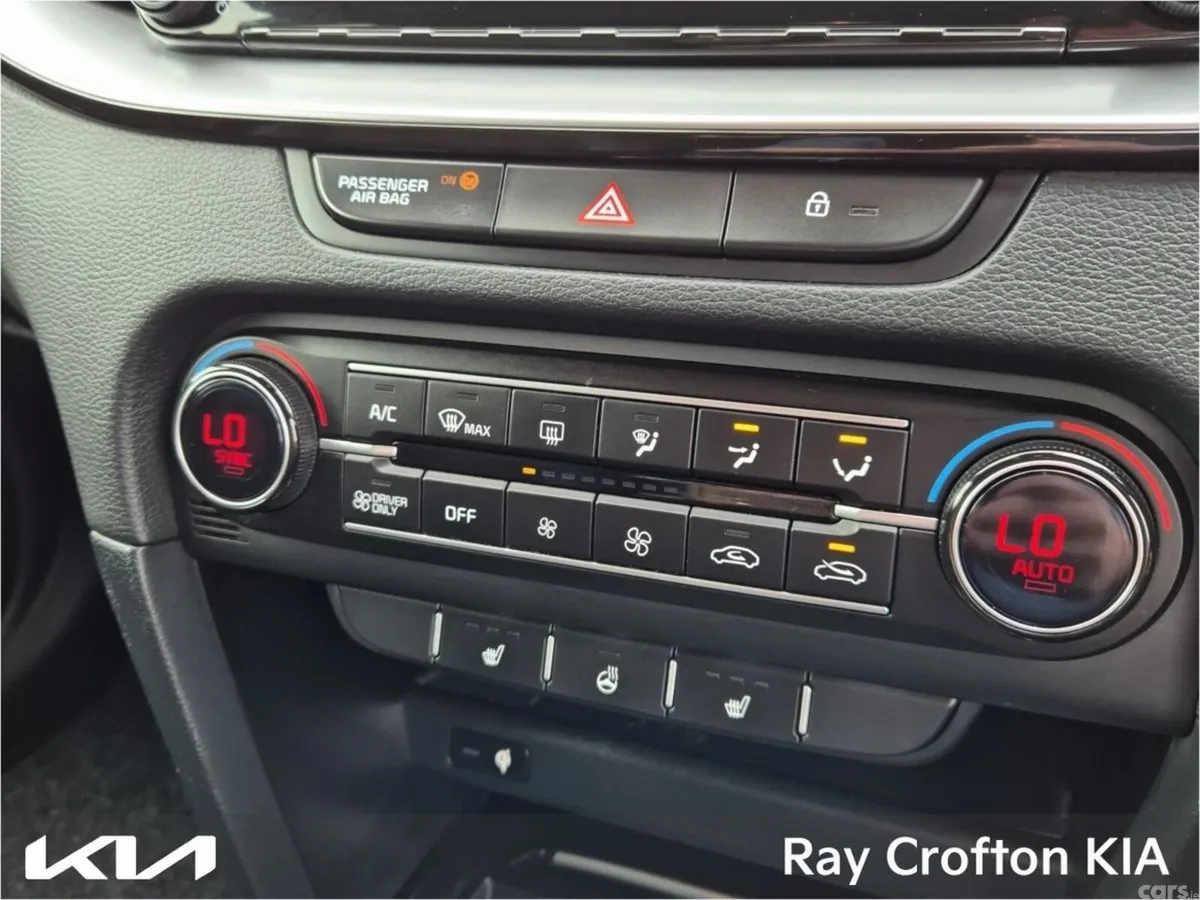 Kia XCeed Hatchback, Petrol Plug-in Hybrid, 2024, Black