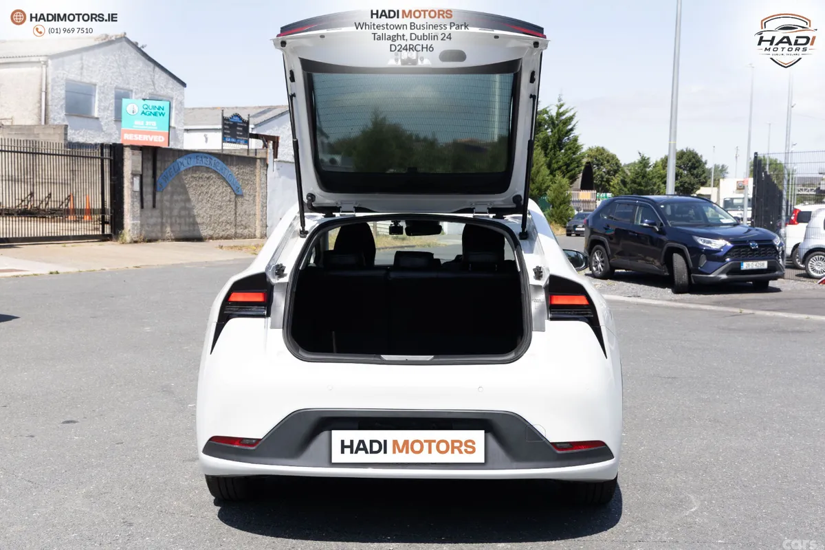 Toyota Prius Saloon, Petrol Hybrid, 2023, White