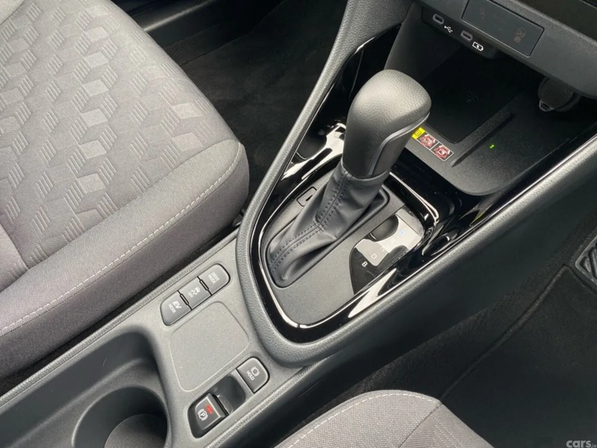 Toyota Yaris Hatchback, Petrol Hybrid, 2026, Grey