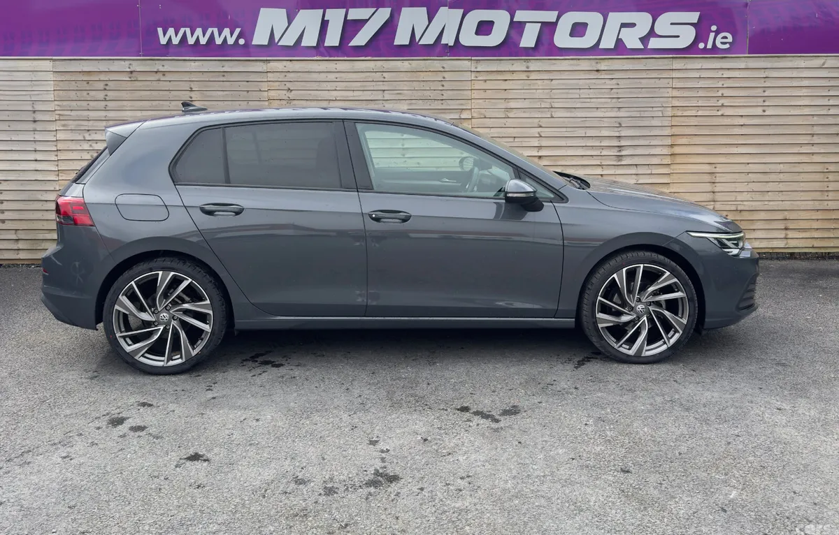 Volkswagen Golf Hatchback, Petrol, 2022, Grey