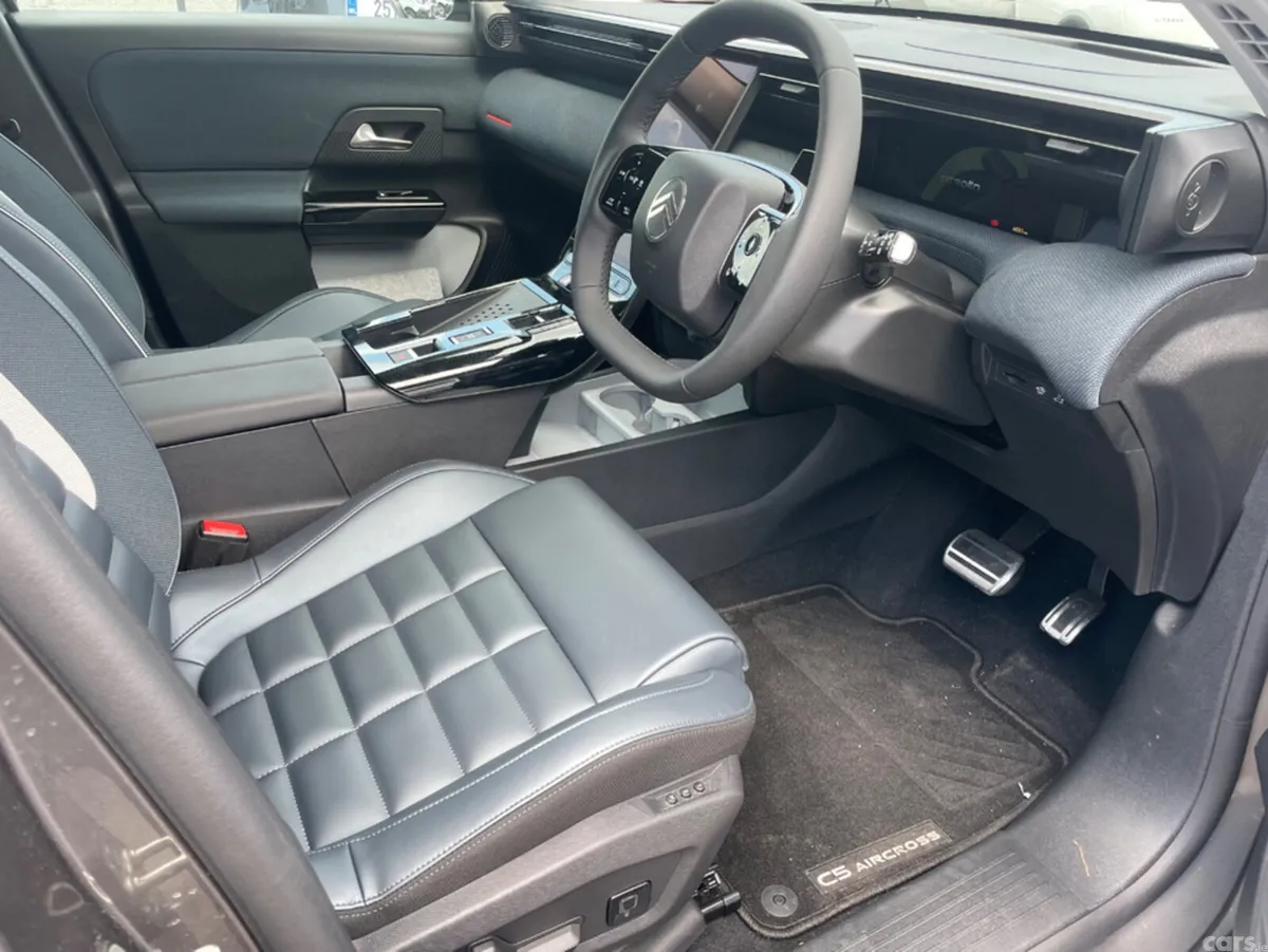 Citroen C5 Aircross MPV, Petrol Hybrid, 2026, Grey