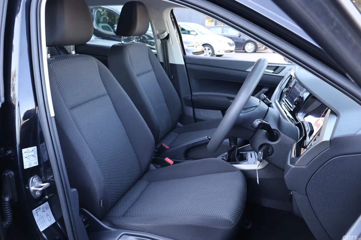 Volkswagen Polo Hatchback, Petrol, 2018, Black