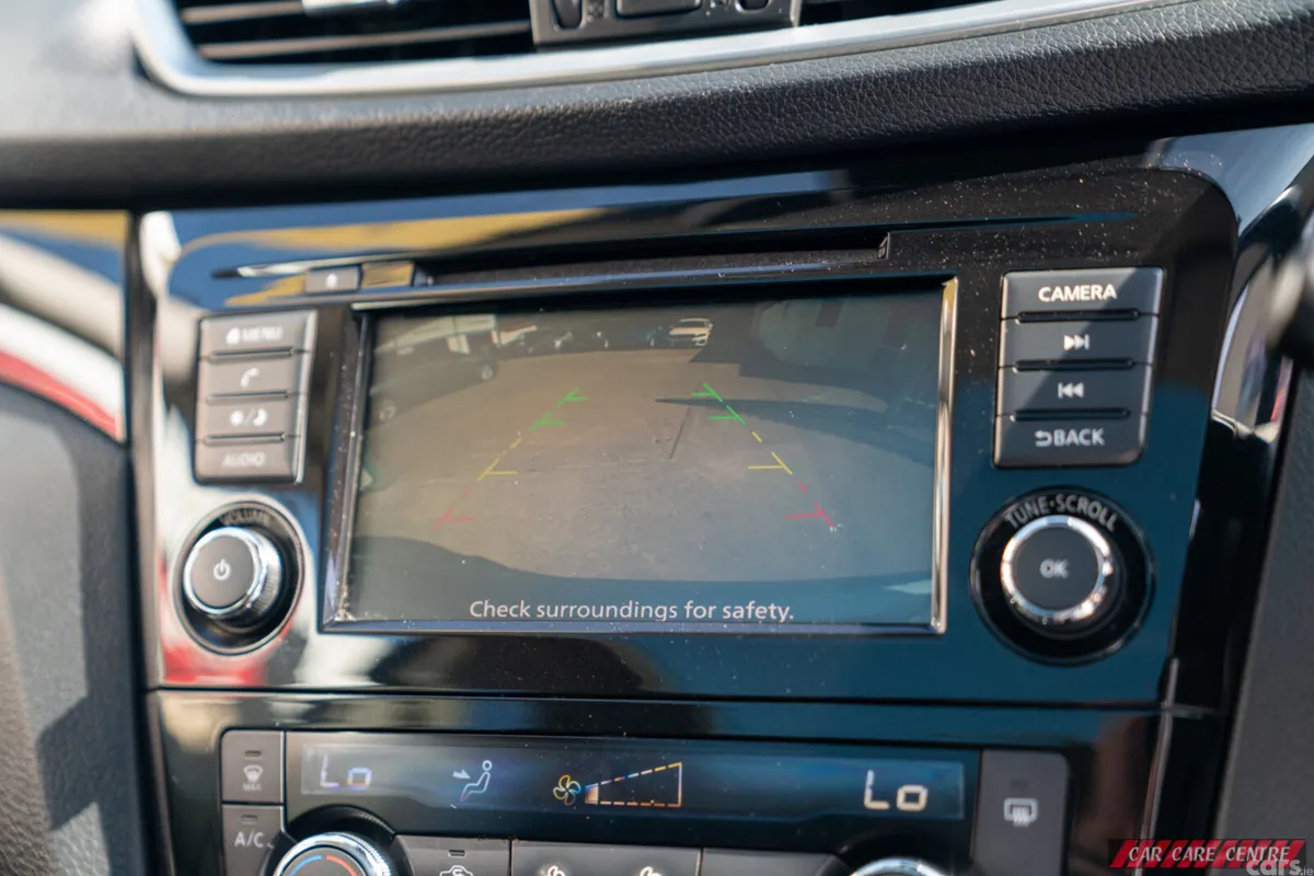 Nissan Qashqai MPV, Diesel, 2020, Grey