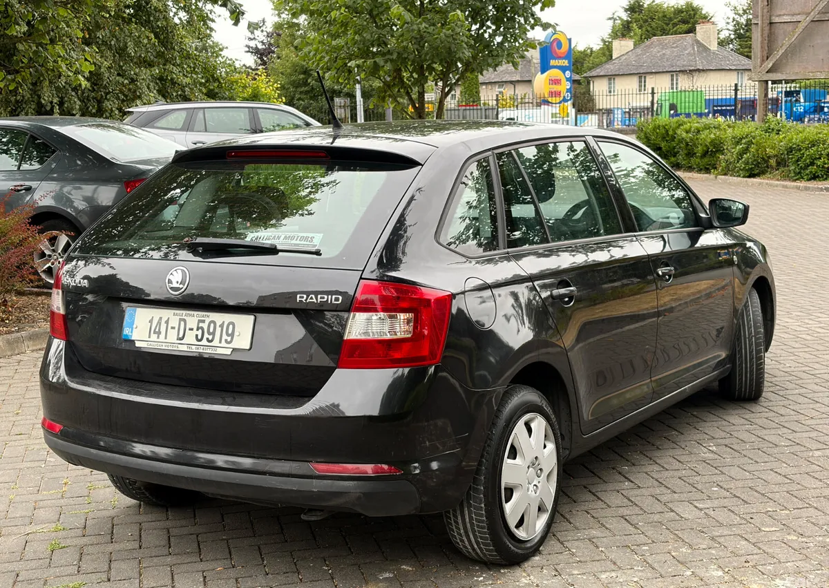 Skoda Rapid Hatchback, Diesel, 2014, Black
