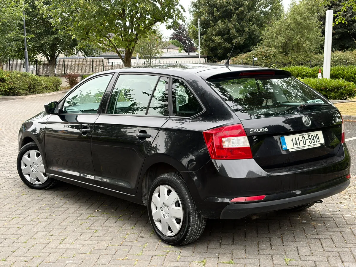 Skoda Rapid Hatchback, Diesel, 2014, Black