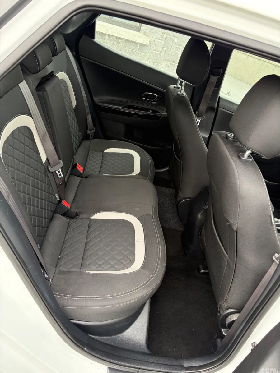 Kia Ceed Hatchback, Petrol, 2016, White