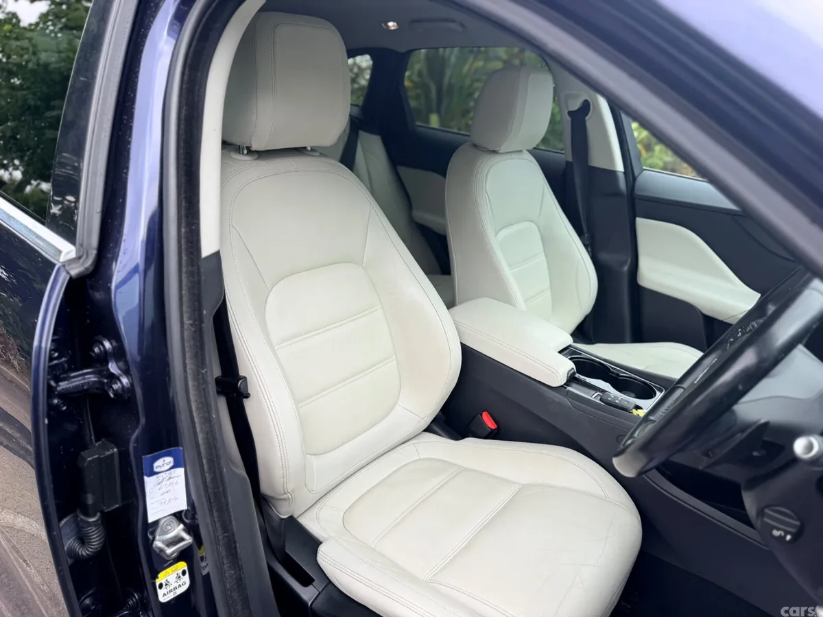 Jaguar F-Pace SUV, Diesel, 2016, Blue