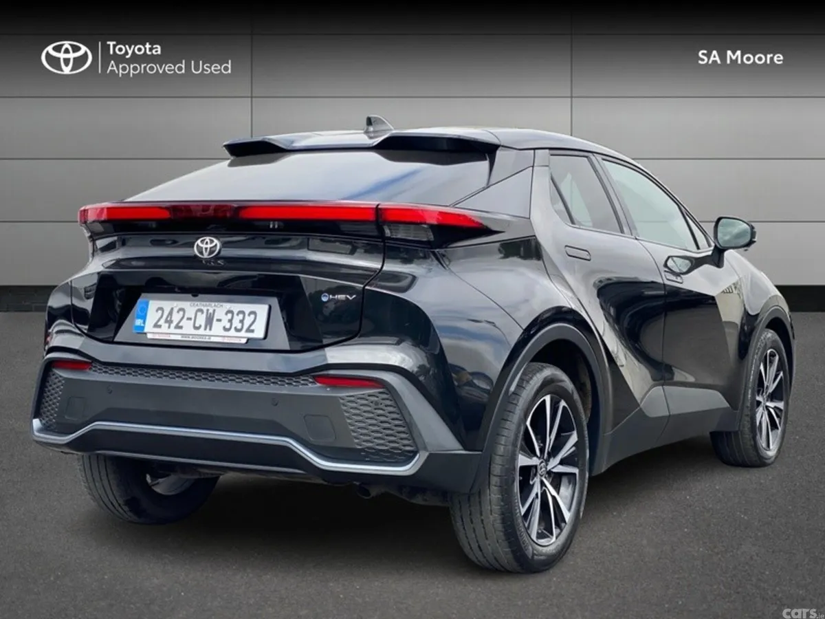 Toyota C-HR SUV, Petrol Hybrid, 2024, Black