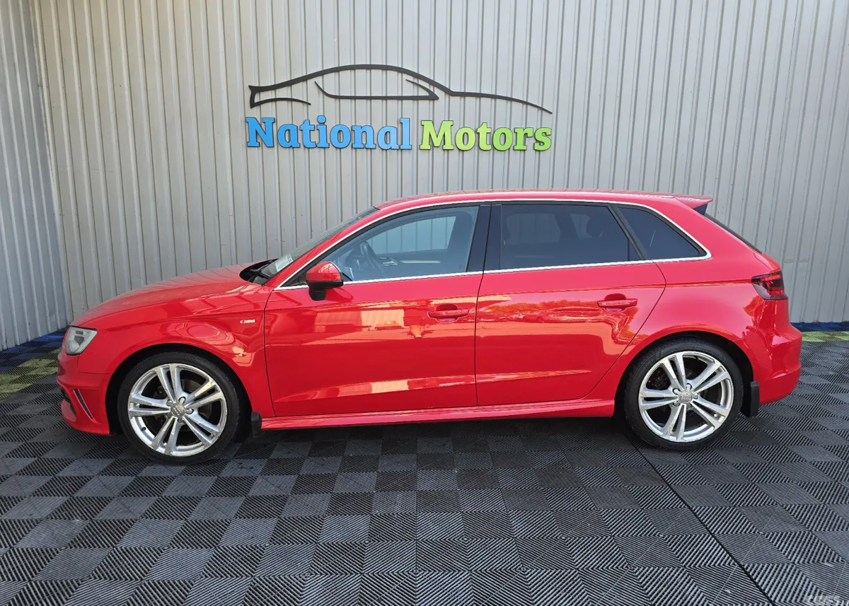Audi A3 Hatchback, Diesel, 2016, Red
