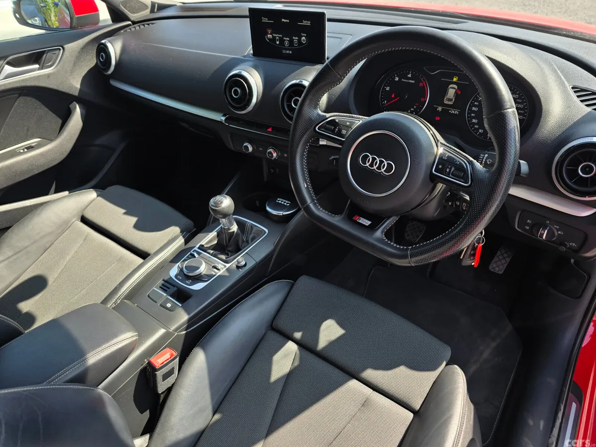 Audi A3 Hatchback, Diesel, 2016, Red