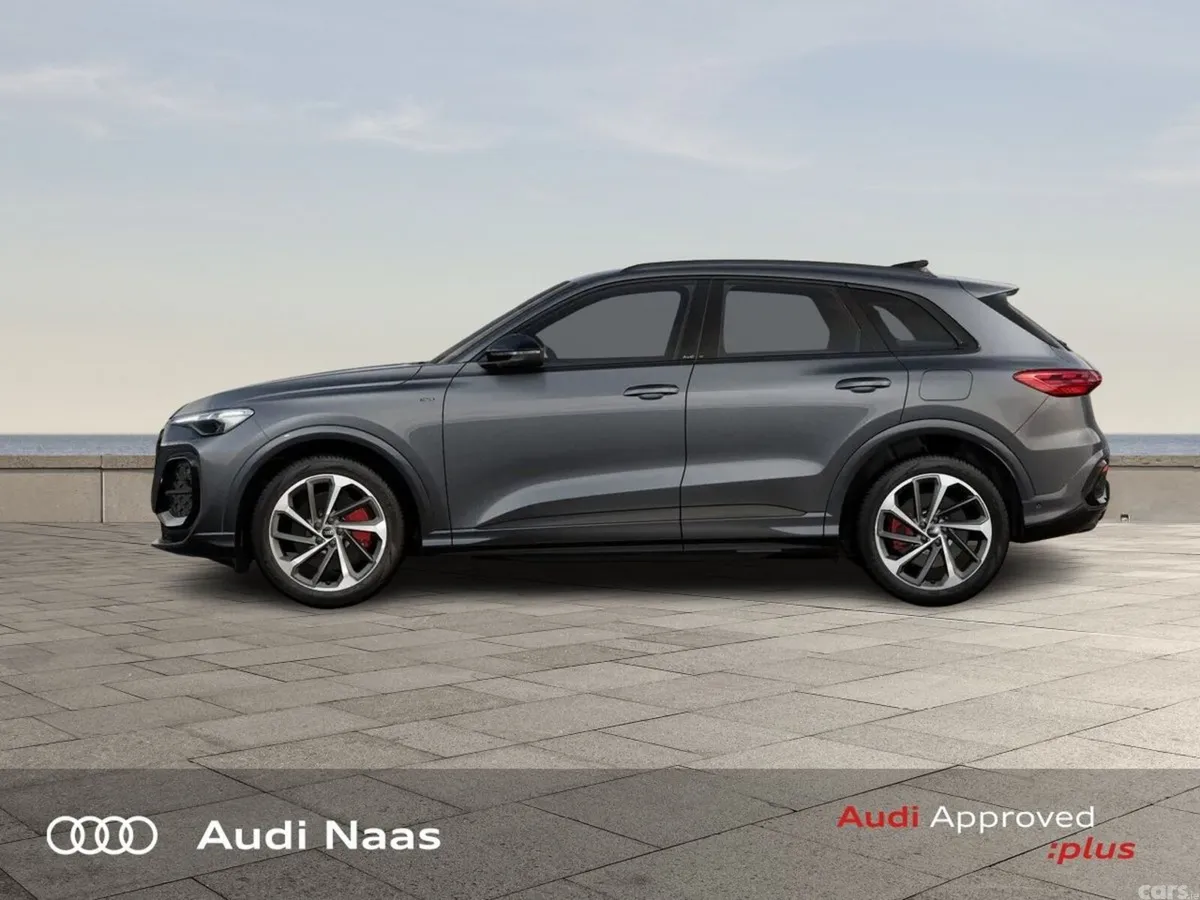 Audi Q5 SUV, Petrol Plug-in Hybrid, 2027, Grey