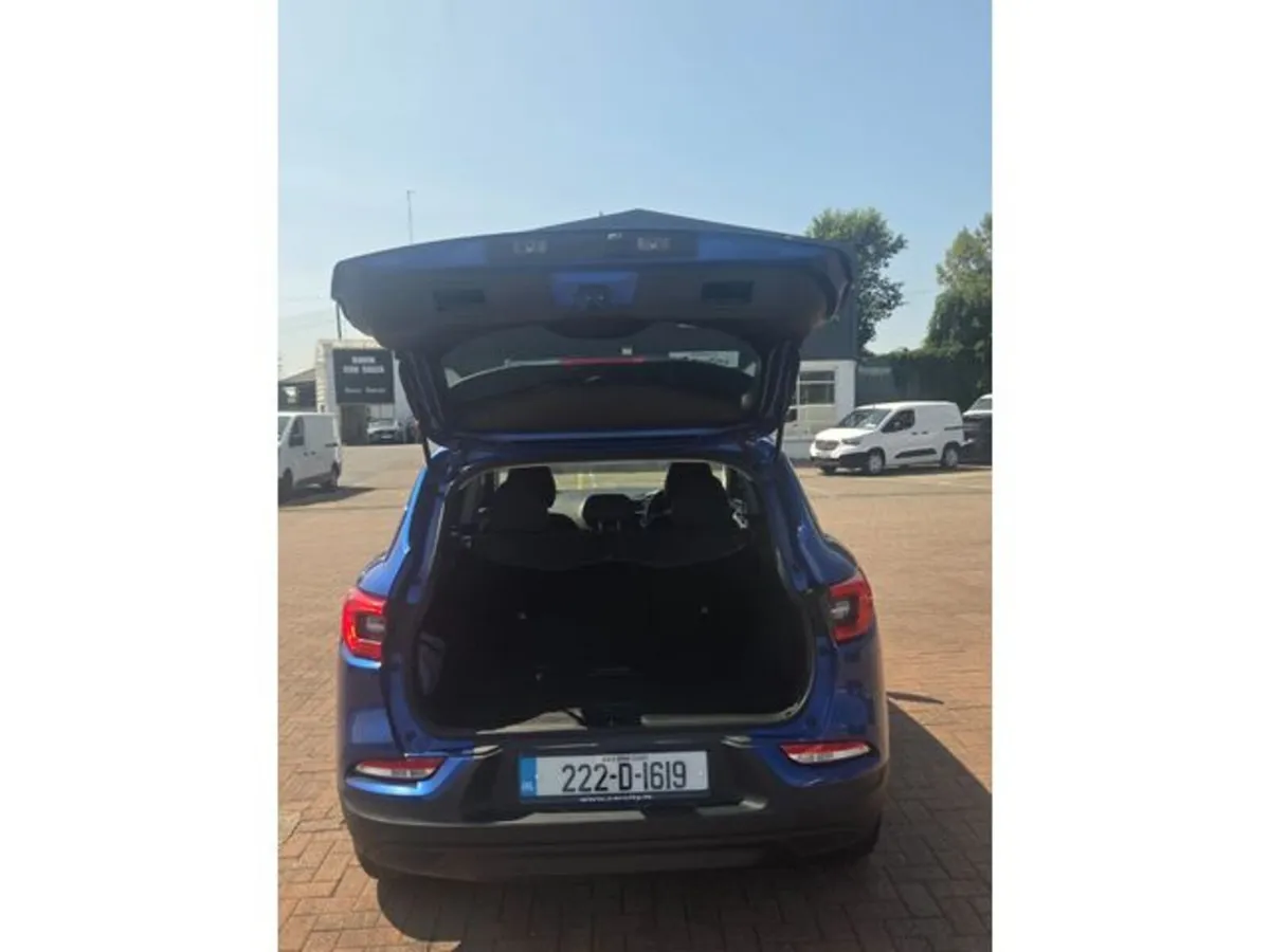 Renault Kadjar SUV, Petrol, 2022, Blue