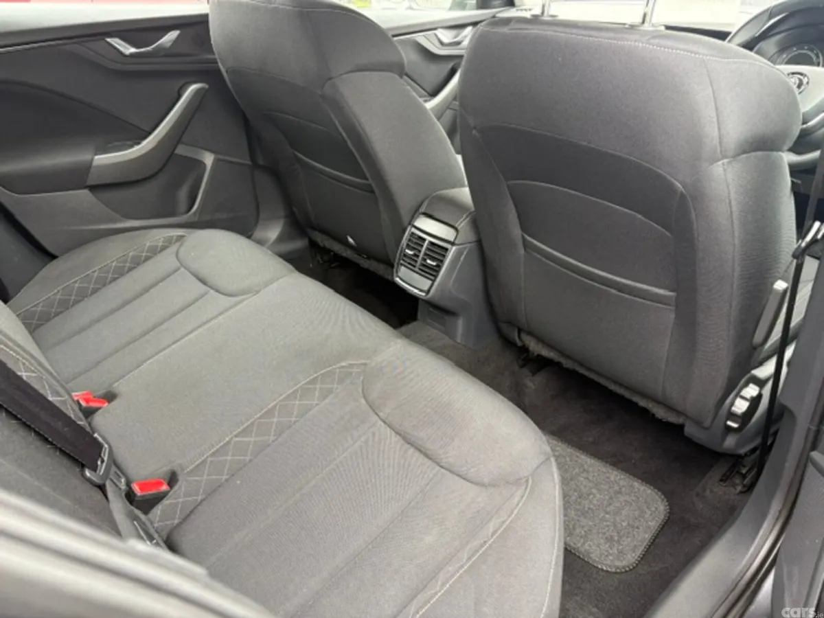 Skoda Kamiq Hatchback, Petrol, 2024, Grey