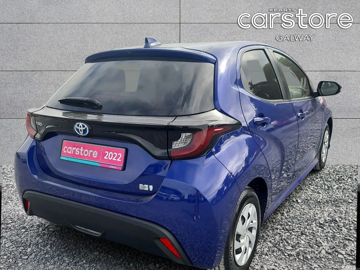 Toyota Yaris Hatchback, Petrol Hybrid, 2022, Blue