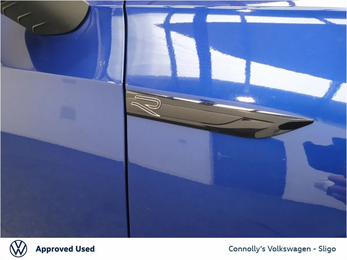 Volkswagen Golf Hatchback, Petrol, 2024, Blue