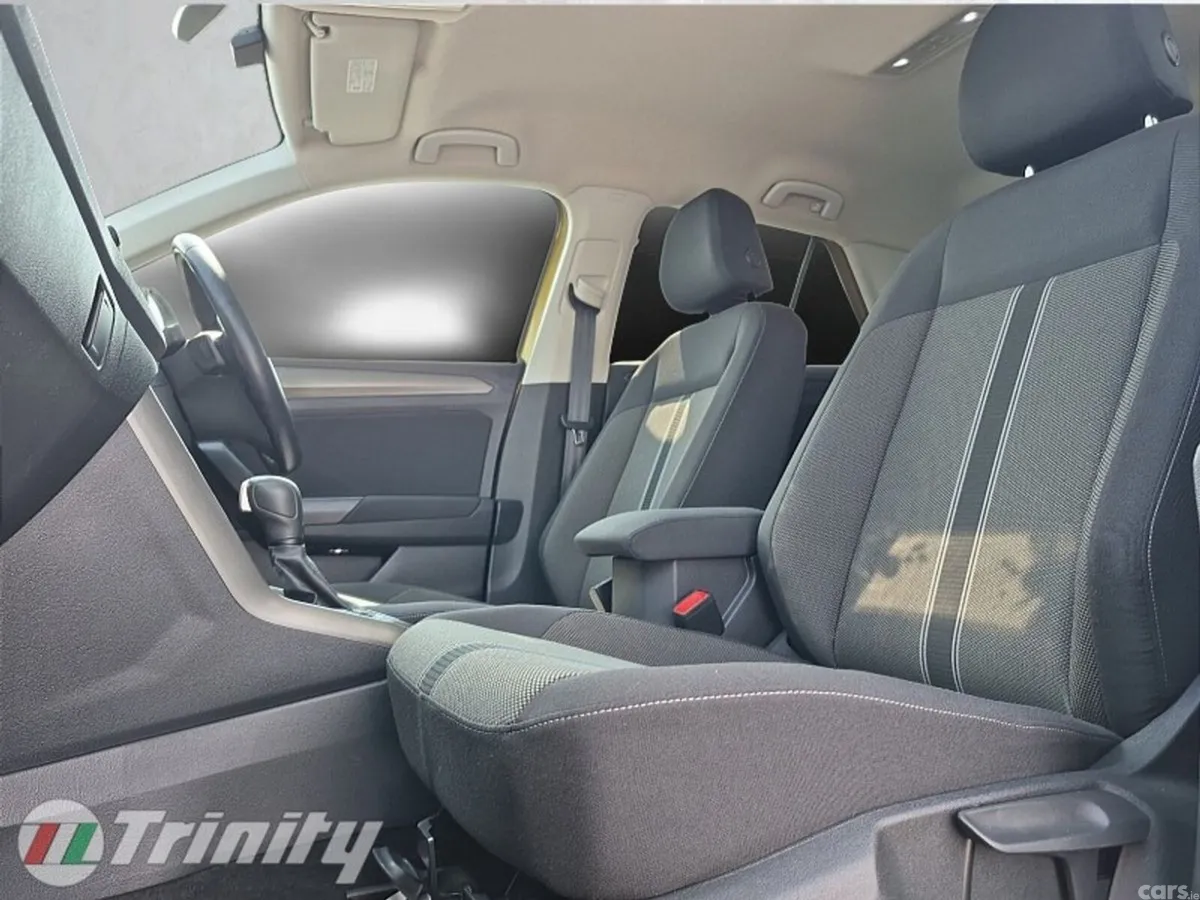 Volkswagen T-Roc SUV, Diesel, 2021, Yellow
