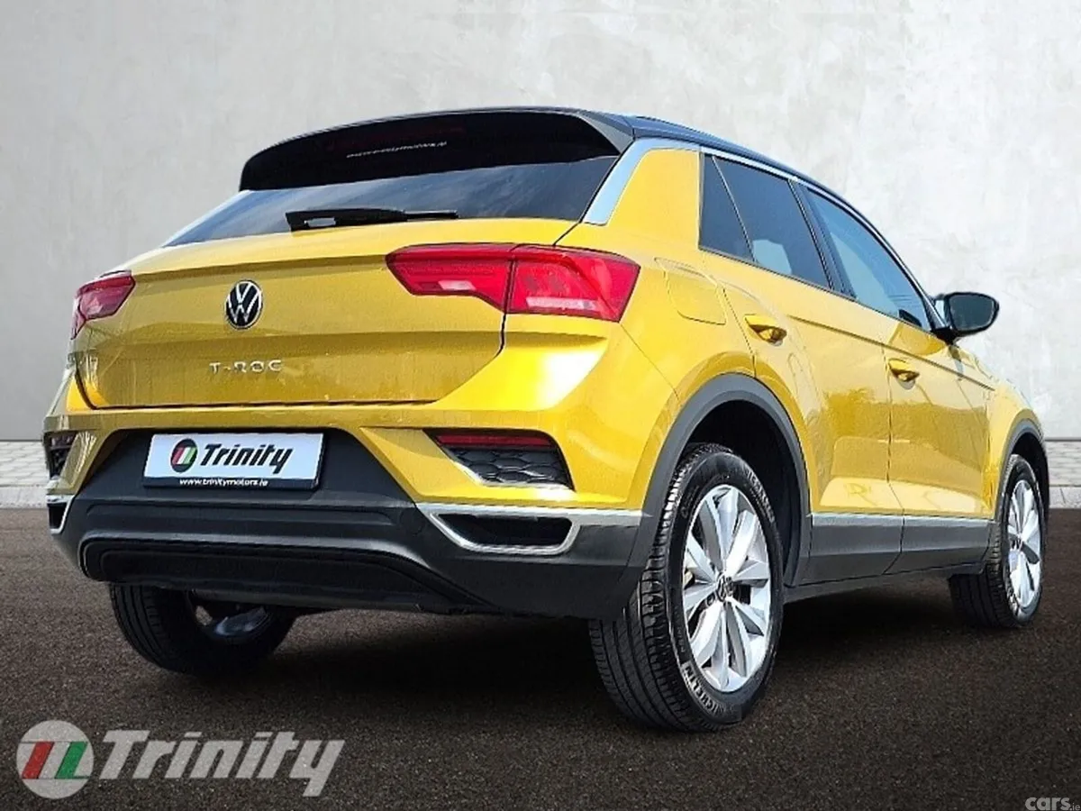 Volkswagen T-Roc SUV, Diesel, 2021, Yellow