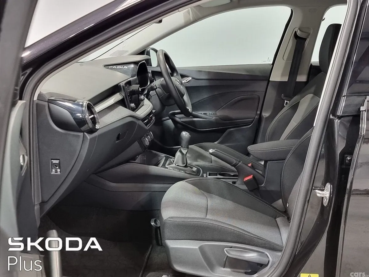 Skoda Fabia Hatchback, Petrol, 2025, Black