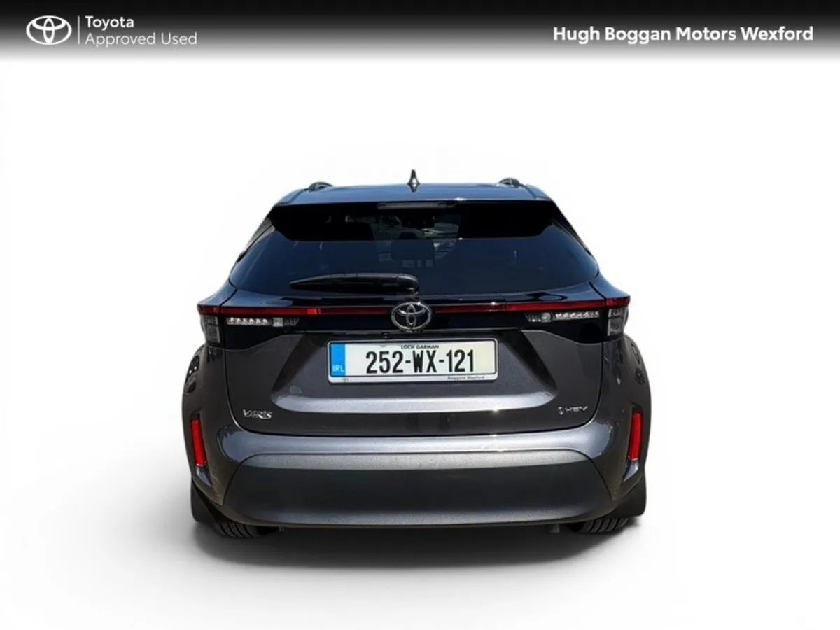 Toyota Yaris Cross Hatchback, Petrol Hybrid, 2025, Grey