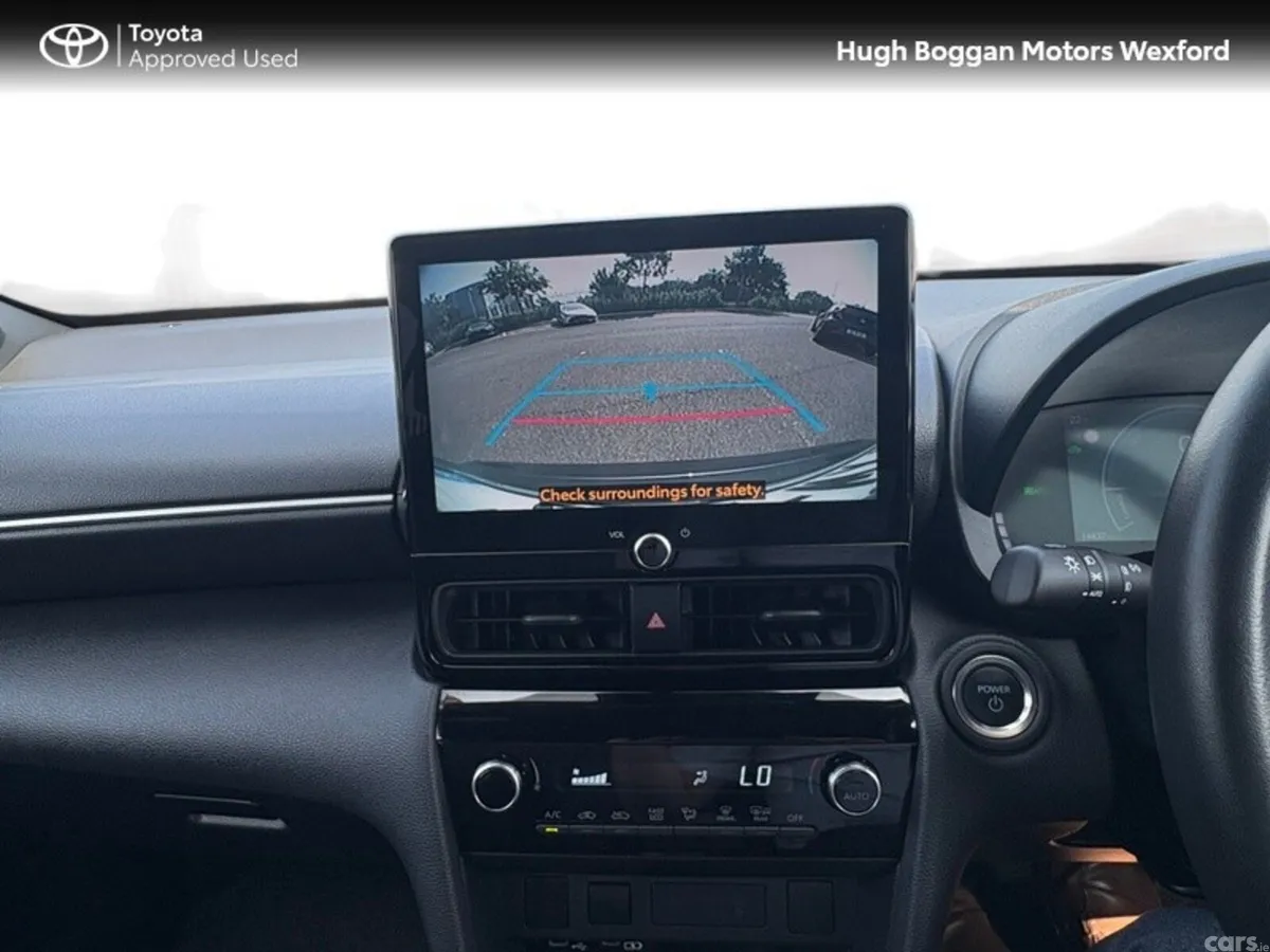 Toyota Yaris Cross Hatchback, Petrol Hybrid, 2025, Grey
