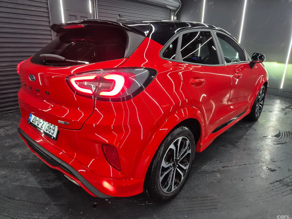 Ford Puma MPV, Petrol Hybrid, 2021, Red