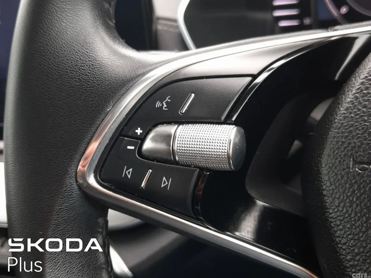 Skoda Octavia Saloon, Diesel, 2024, Black