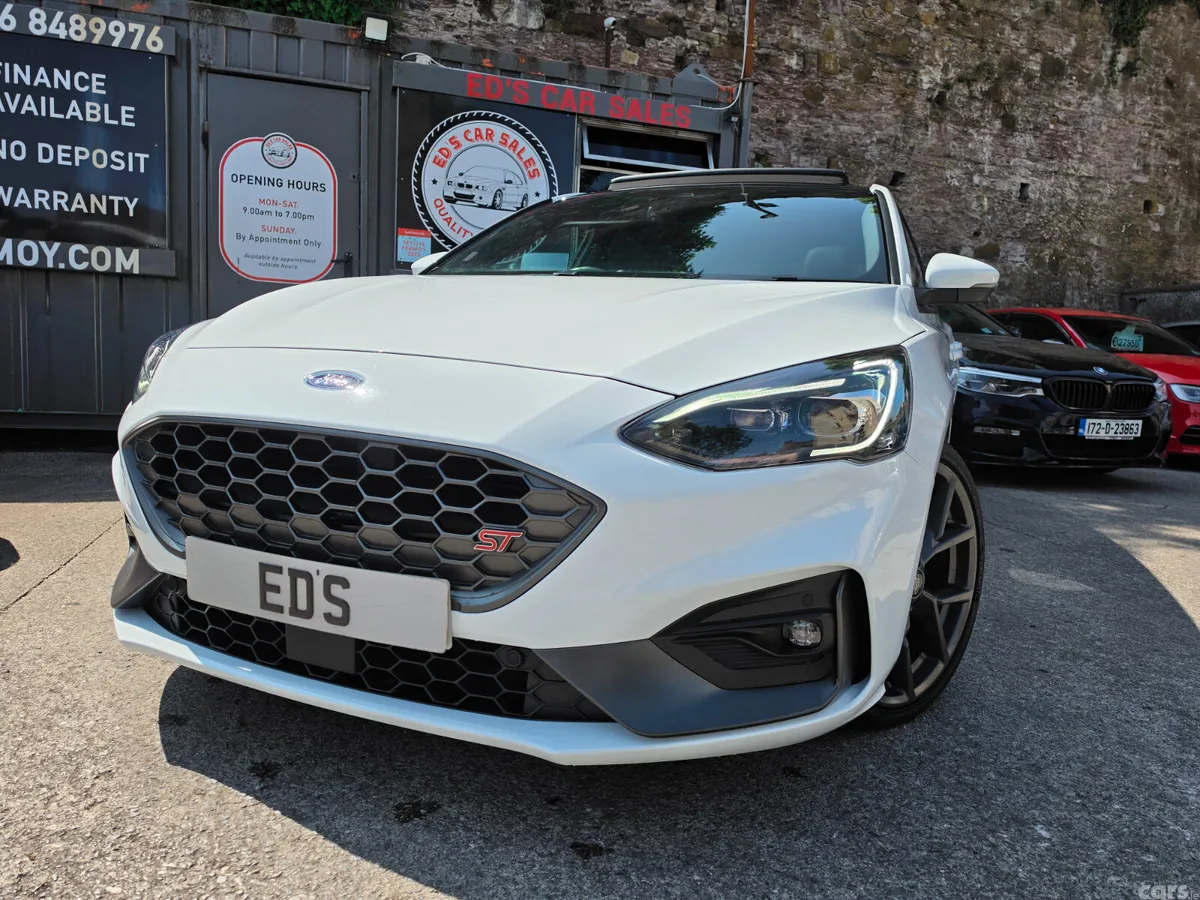 Ford Focus Hatchback, Diesel, 2022, White