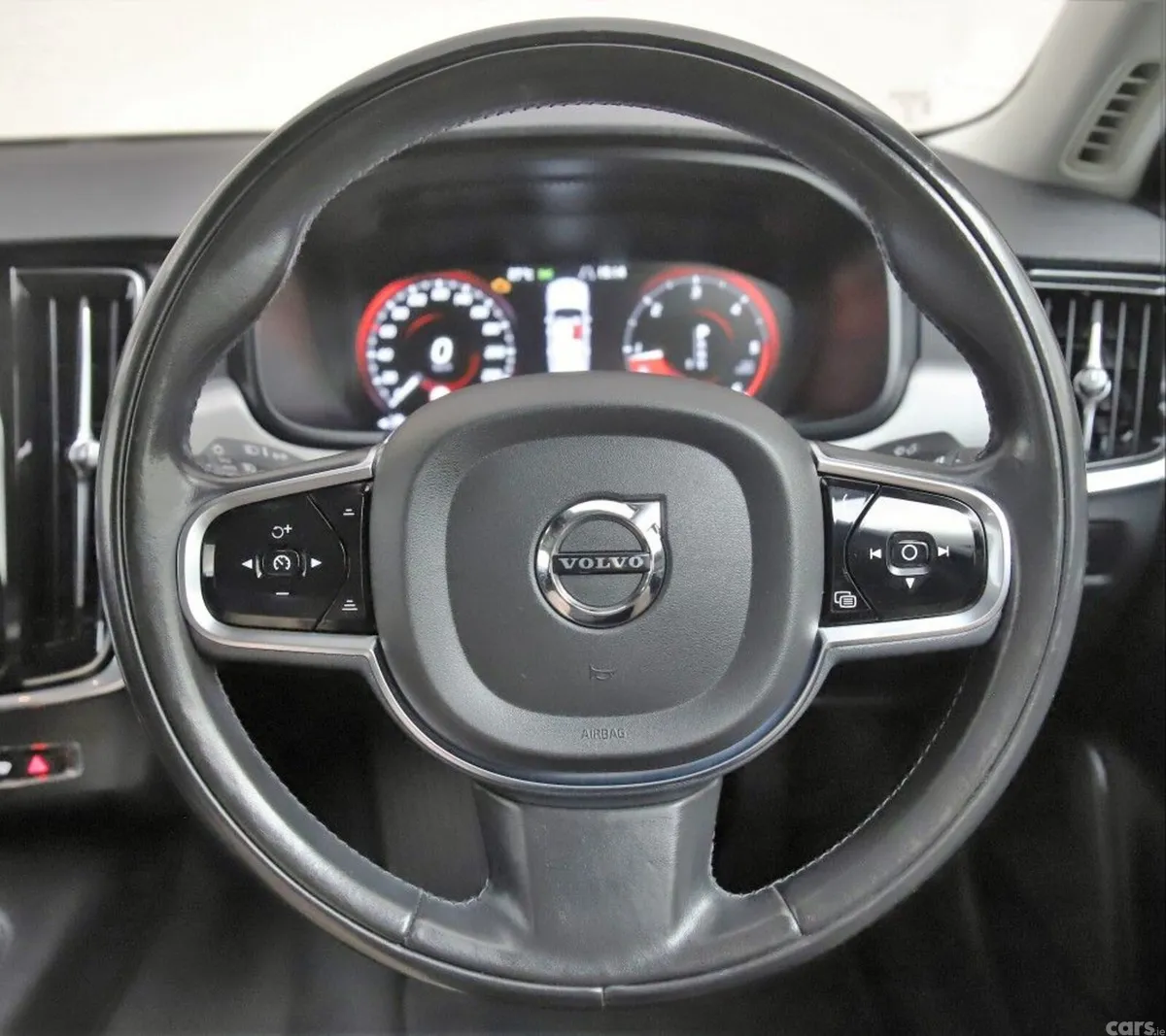 Volvo S90 Saloon, Diesel, 2019, Grey