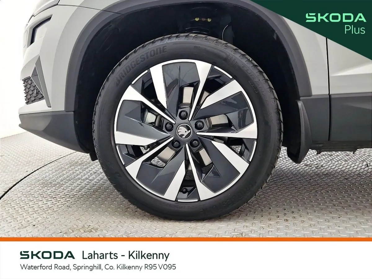 Skoda Karoq SUV, Diesel, 2026, Grey