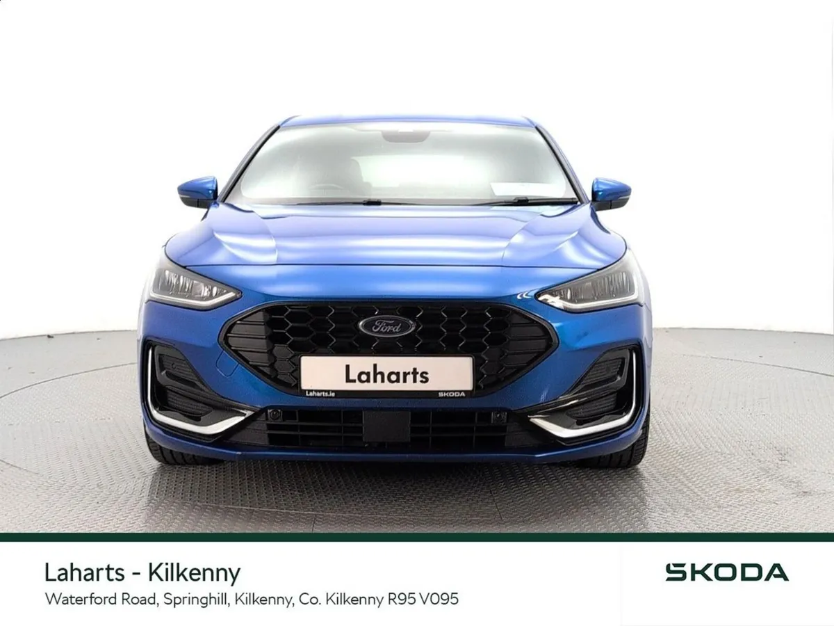 Ford Focus Hatchback, Diesel, 2022, Blue