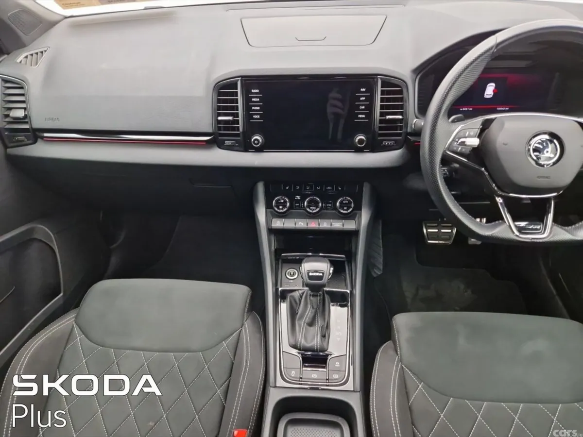 Skoda Karoq SUV, Diesel, 2023, Grey